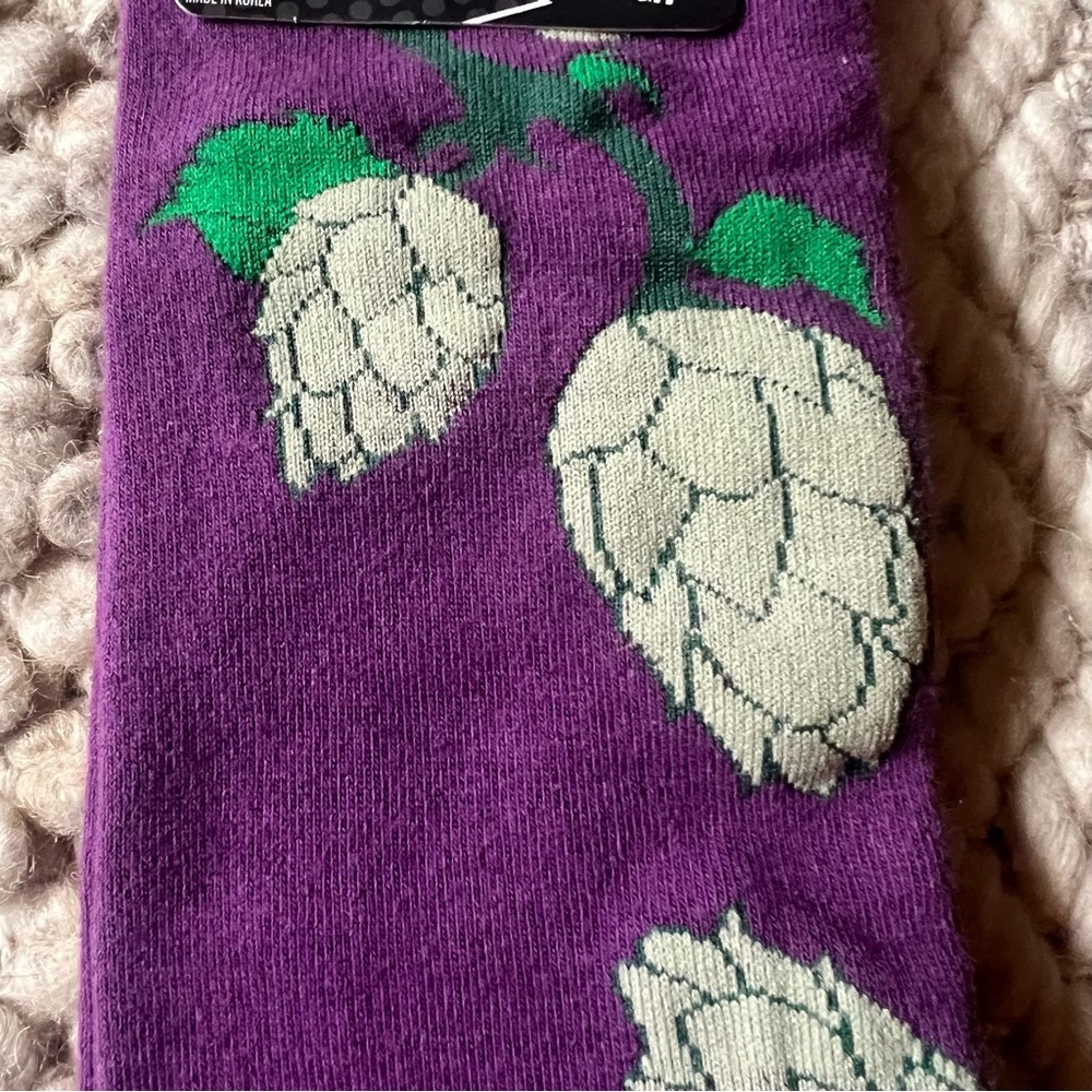 Sock It to Me Purple Hops Women's Socks - Picture 4 of 5